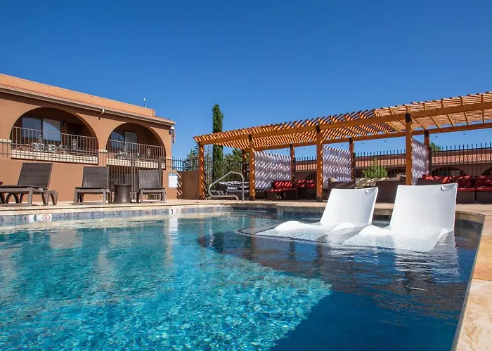 Greentree Hotel 3*