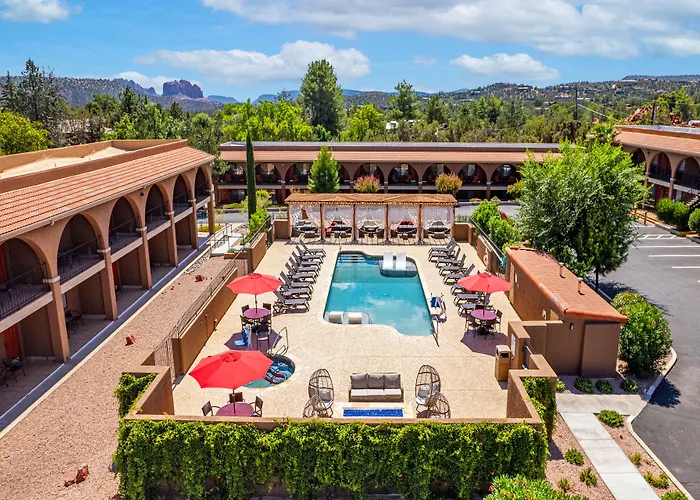Greentree Hotel 3*